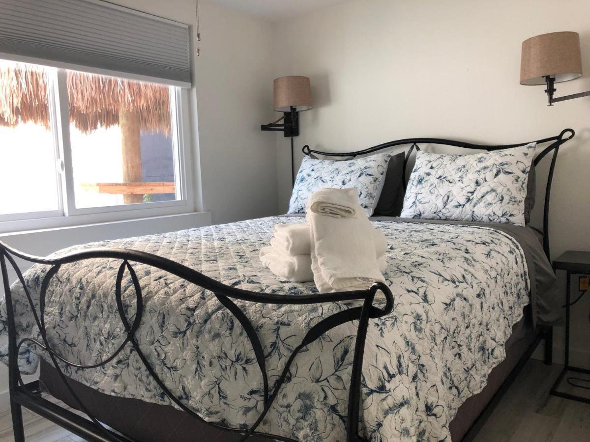 Tides Inn On The Bay Vacation Homes Bradenton Beach Esterno foto