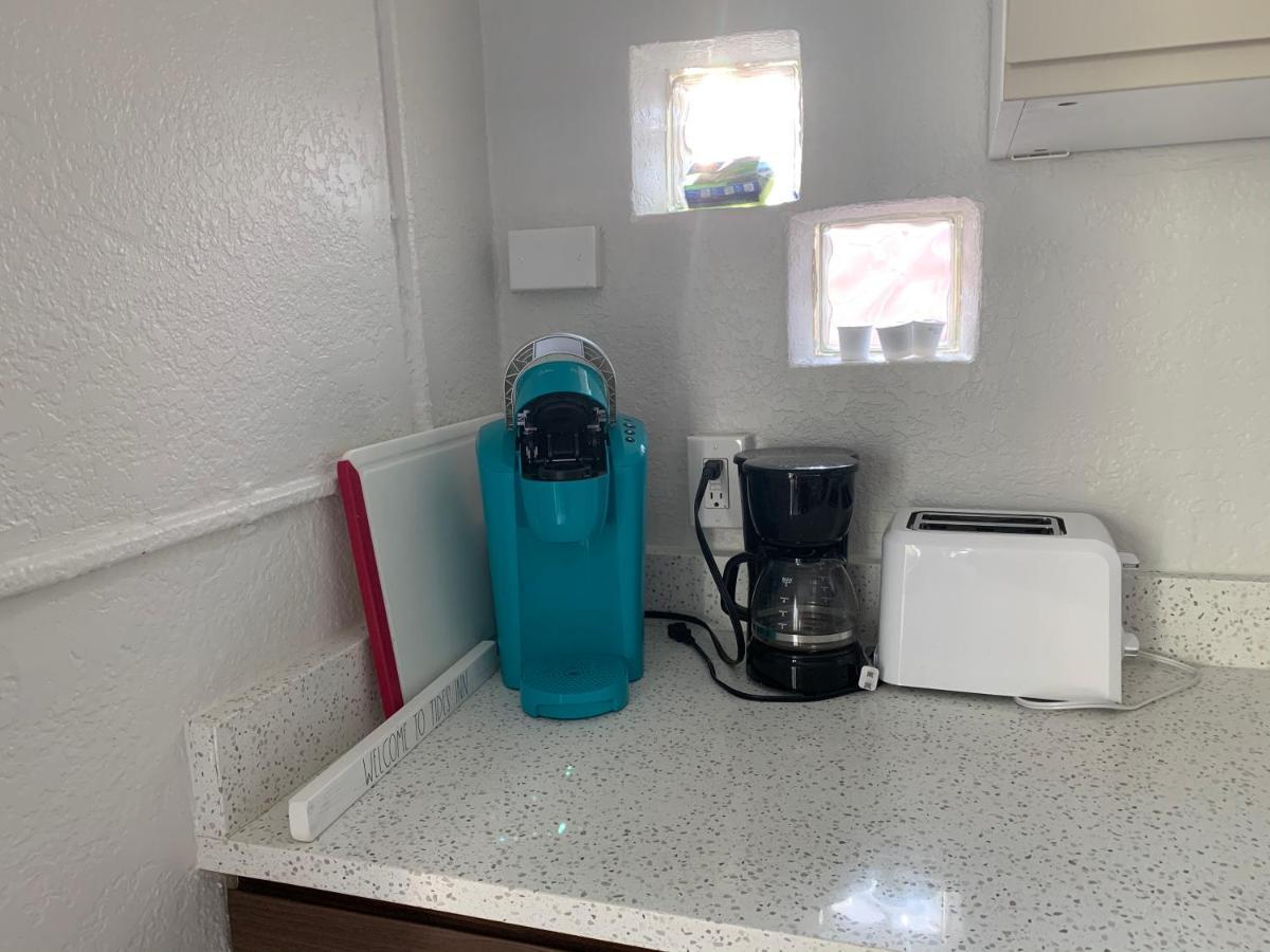 Tides Inn On The Bay Vacation Homes Bradenton Beach Esterno foto