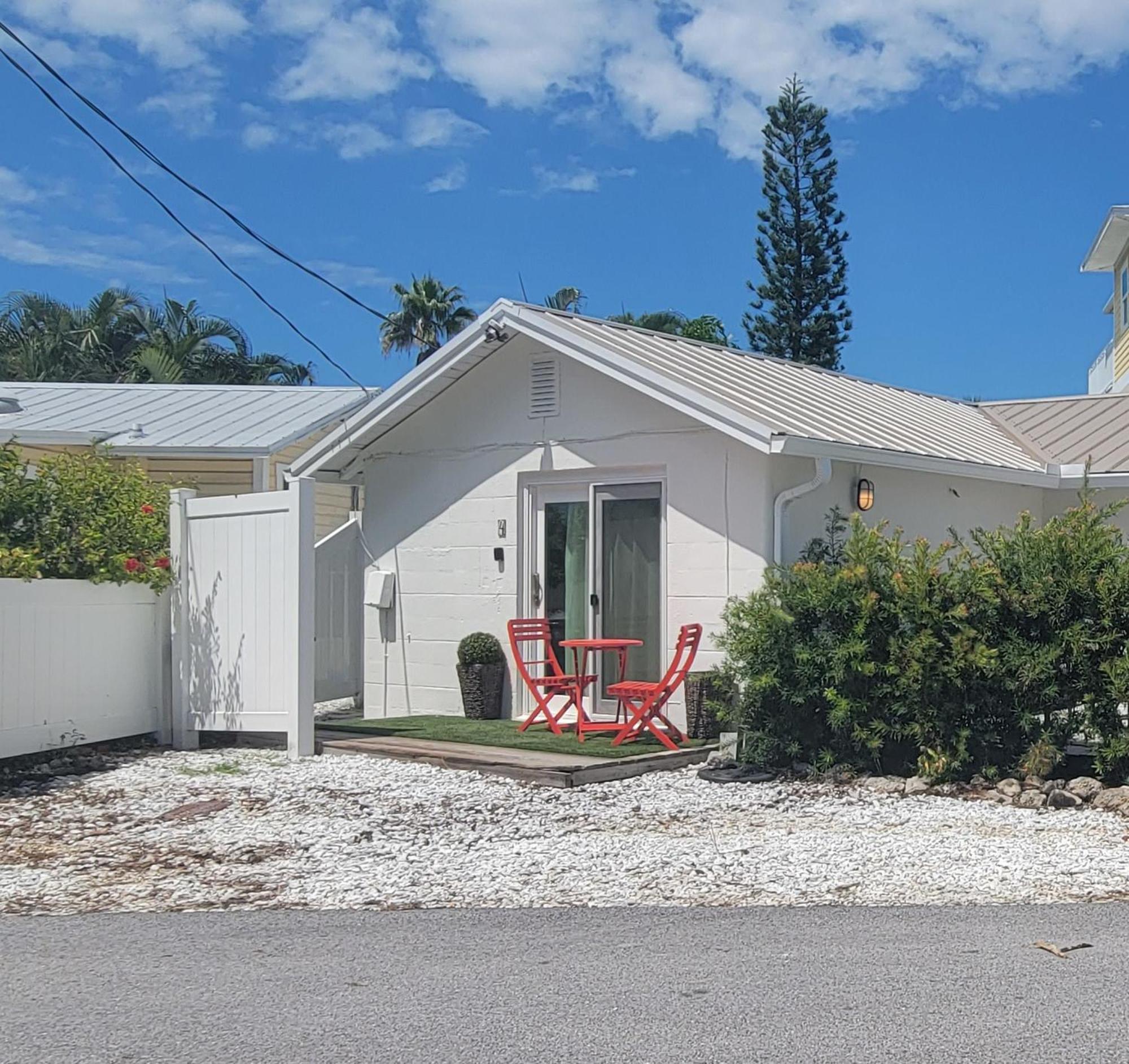 Tides Inn On The Bay Vacation Homes Bradenton Beach Esterno foto