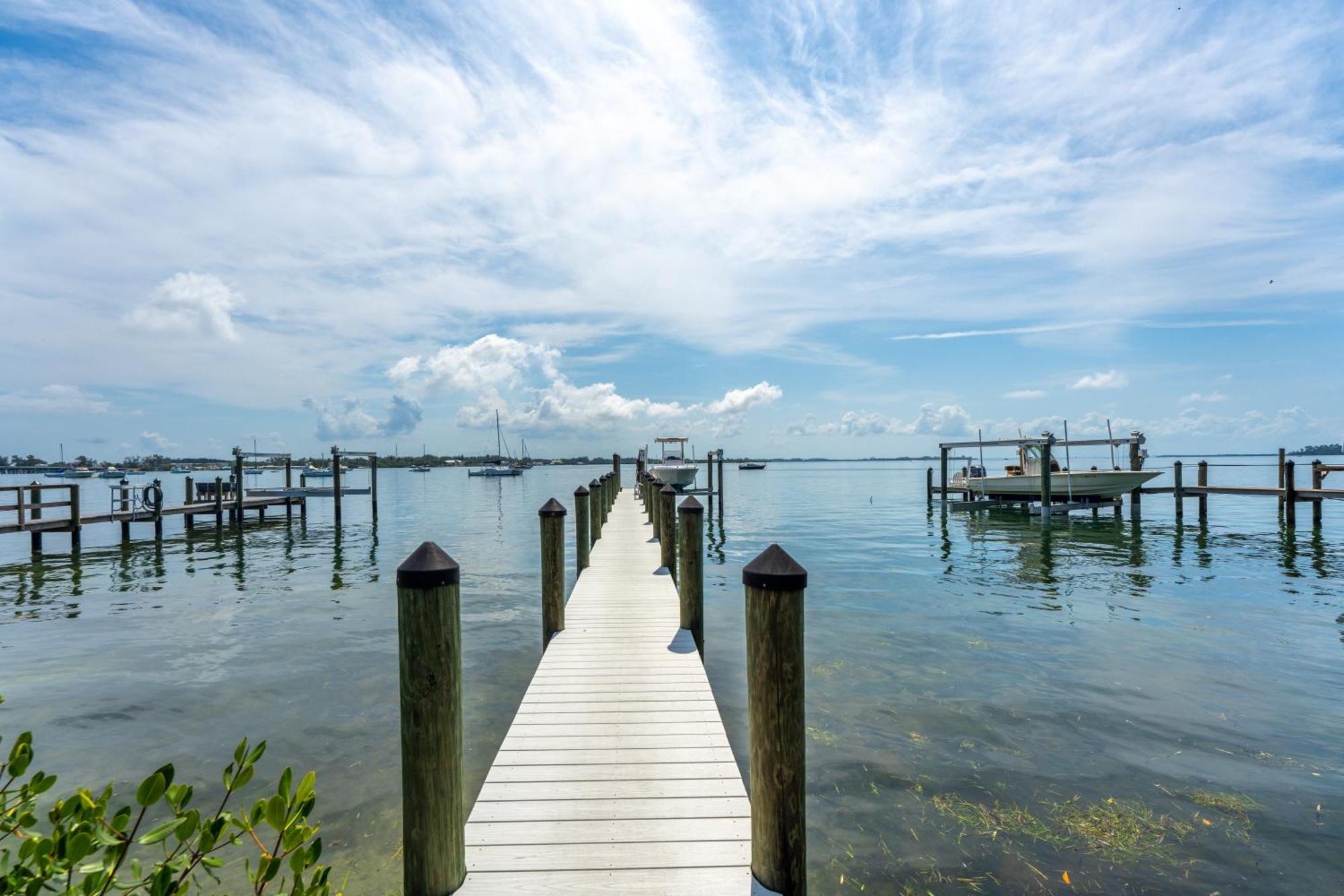 Tides Inn On The Bay Vacation Homes Bradenton Beach Esterno foto