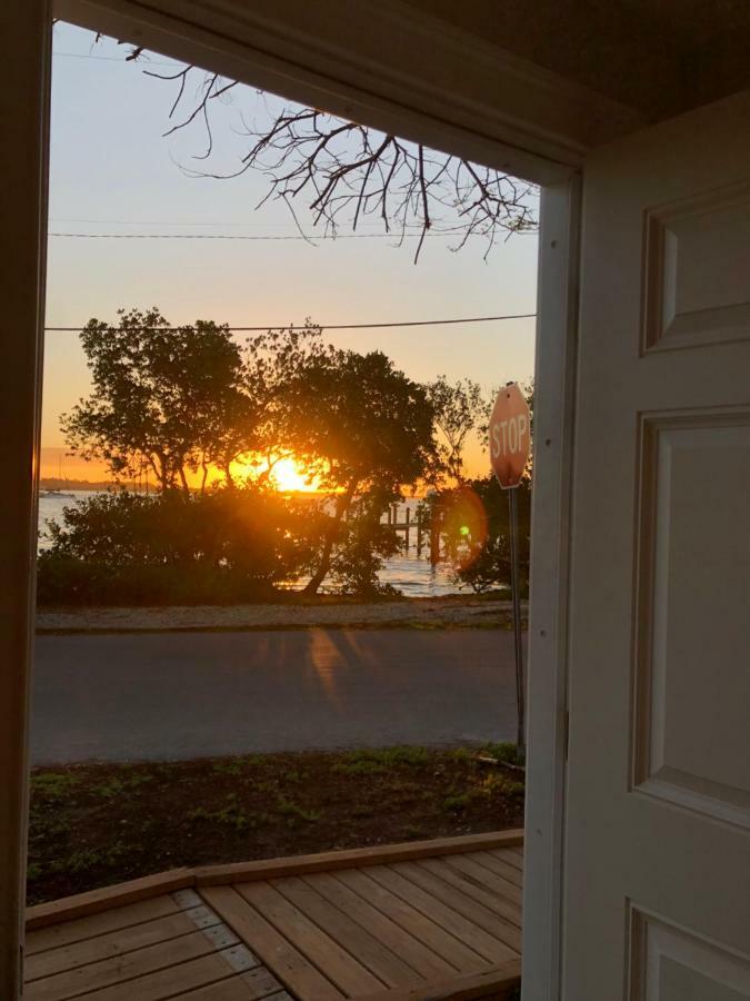 Tides Inn On The Bay Vacation Homes Bradenton Beach Esterno foto